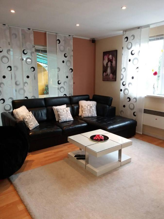Apartman Lucica Задар Екстериор снимка
