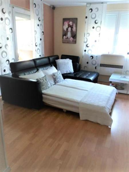 Apartman Lucica Задар Екстериор снимка