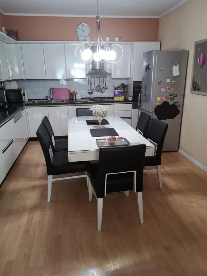 Apartman Lucica Задар Екстериор снимка