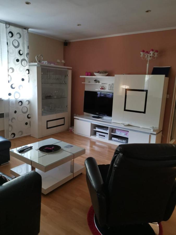 Apartman Lucica Задар Екстериор снимка